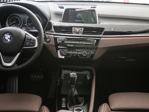 2018xDrive 25Le A п؅^