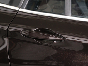 2018xDrive 25Le A (x)(ji)^