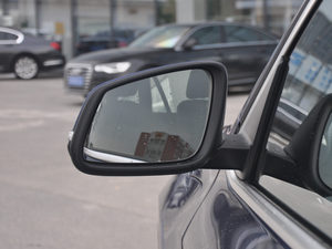 2018xDrive 25Le A (ji)^