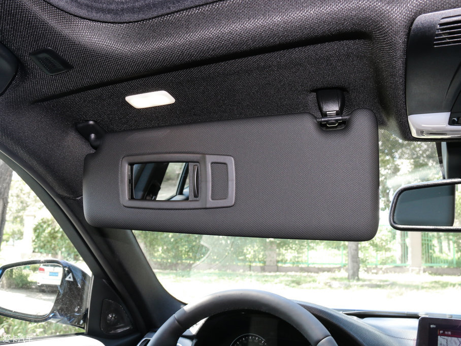 2018R3ϵ 330i M\ҹ