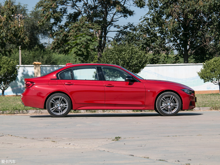 2018R3ϵ 330Li M\ҹ