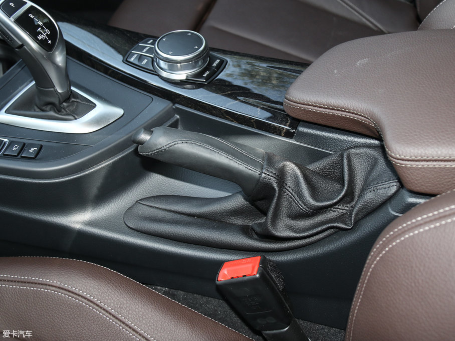 2018R3ϵ 330Li M\ҹ