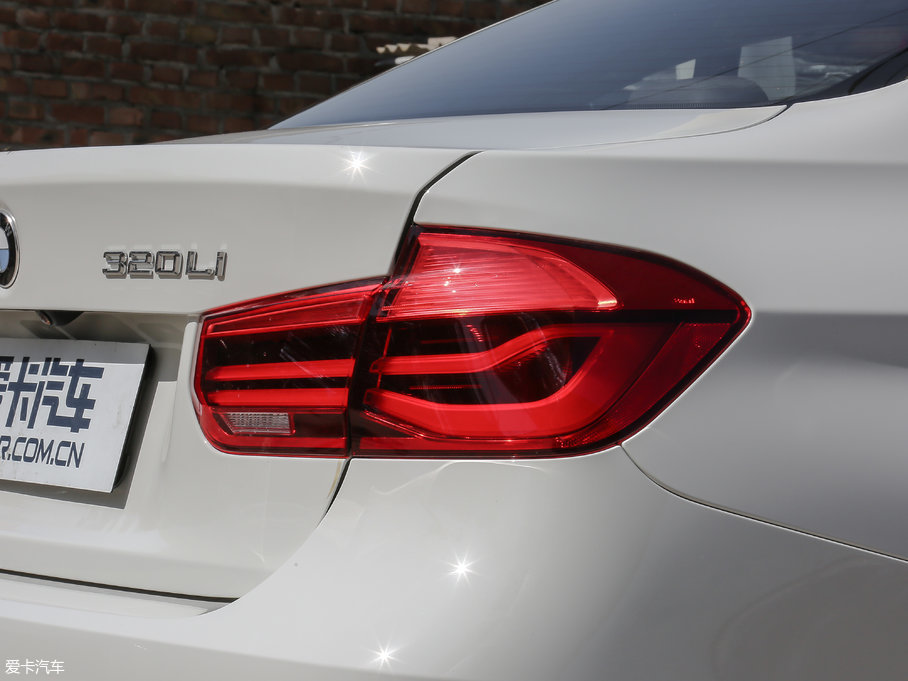 2018��R3ϵ 320Li �I����M�\�����b