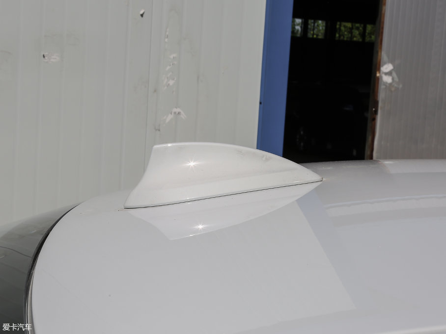 2018��R3ϵ 320Li �I����M�\�����b