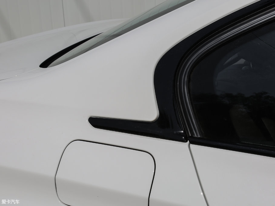 2018��R3ϵ 320Li �I����M�\�����b