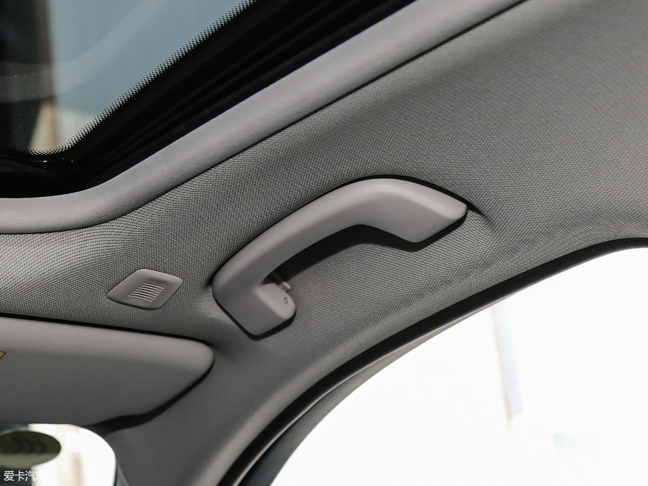 2018R3ϵ 320Li IM\b