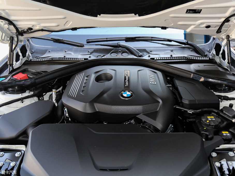 2018R3ϵ 320Li IM\b