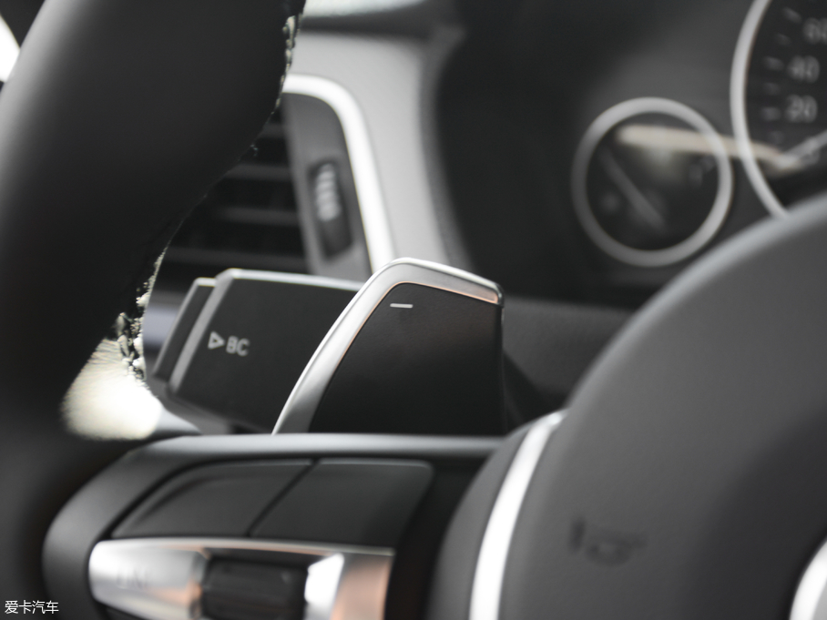 2018R3ϵ 320i M\b