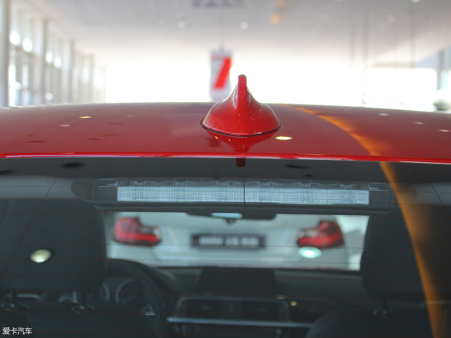 2018R3ϵ 320Li r(sh)