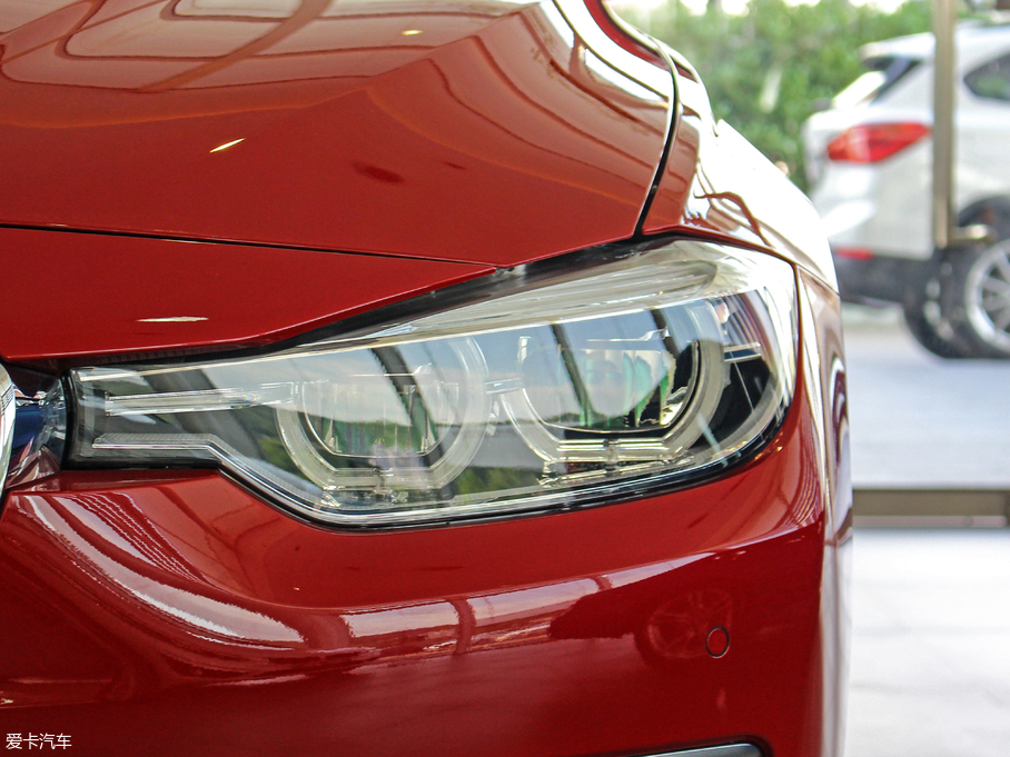 2018R3ϵ 320Li r(sh)