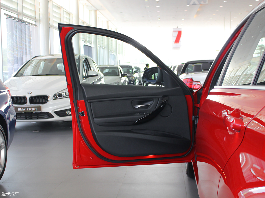 2018R3ϵ 320Li r(sh)