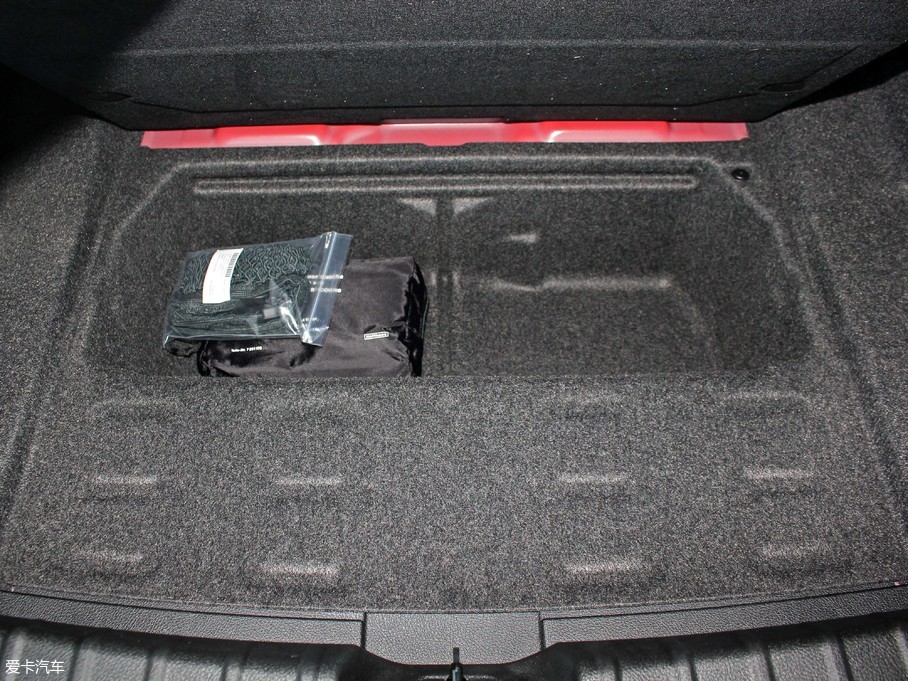 2018��R3ϵ 320Li �r����