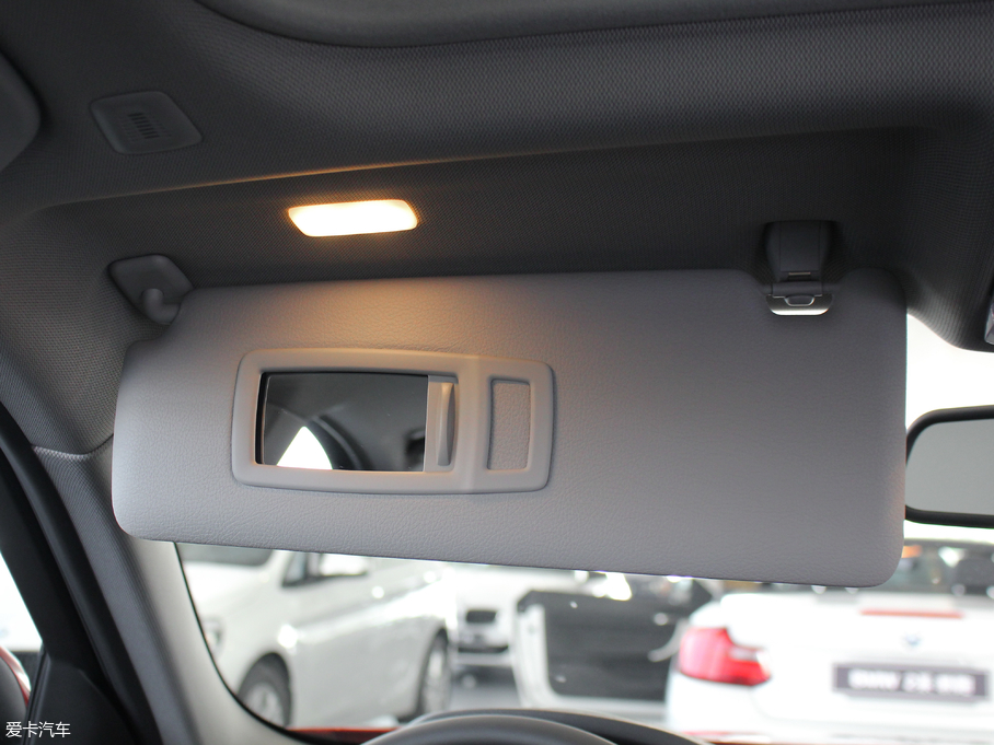 2018��R3ϵ 320Li �r����