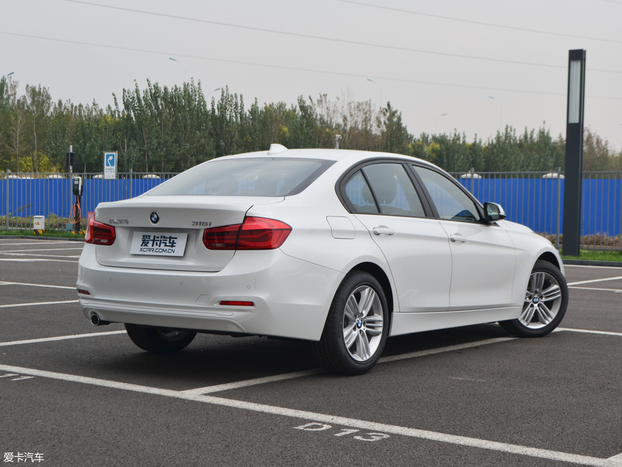 2018R3ϵ 318i