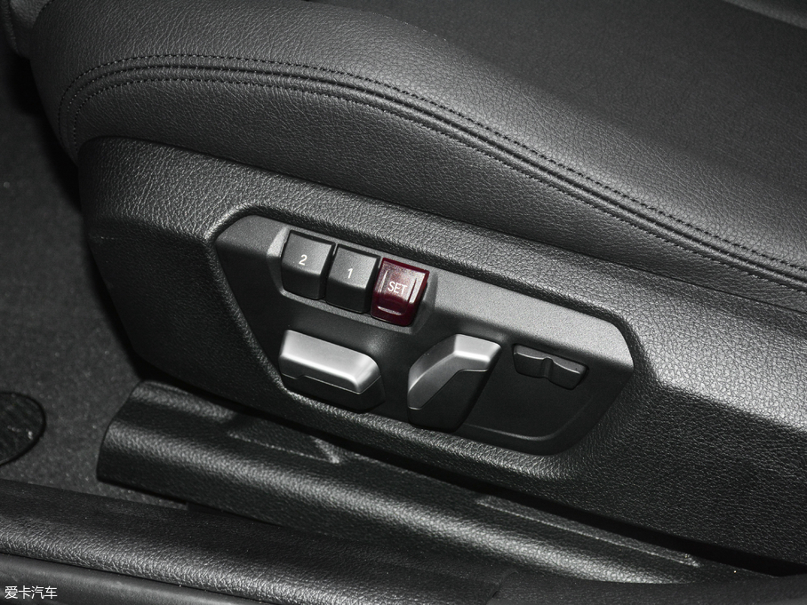 2018��R3ϵ 320Li �r����