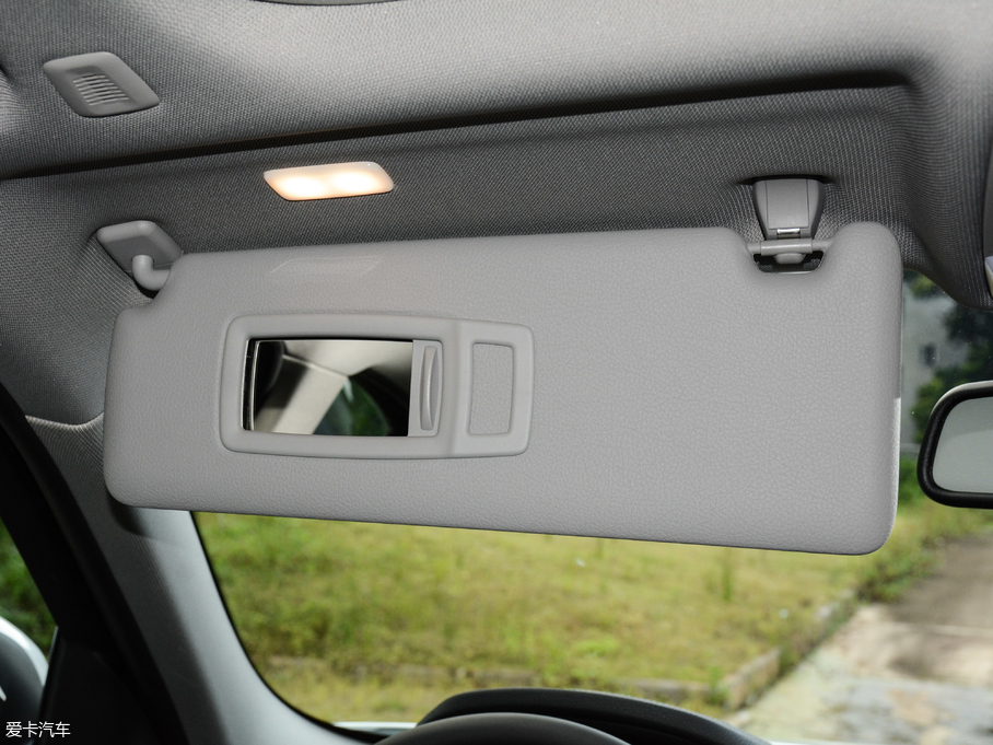 2018��R3ϵ 320Li �r(sh��)����