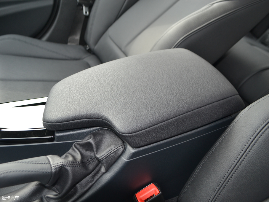 2018��R3ϵ 320Li �r����