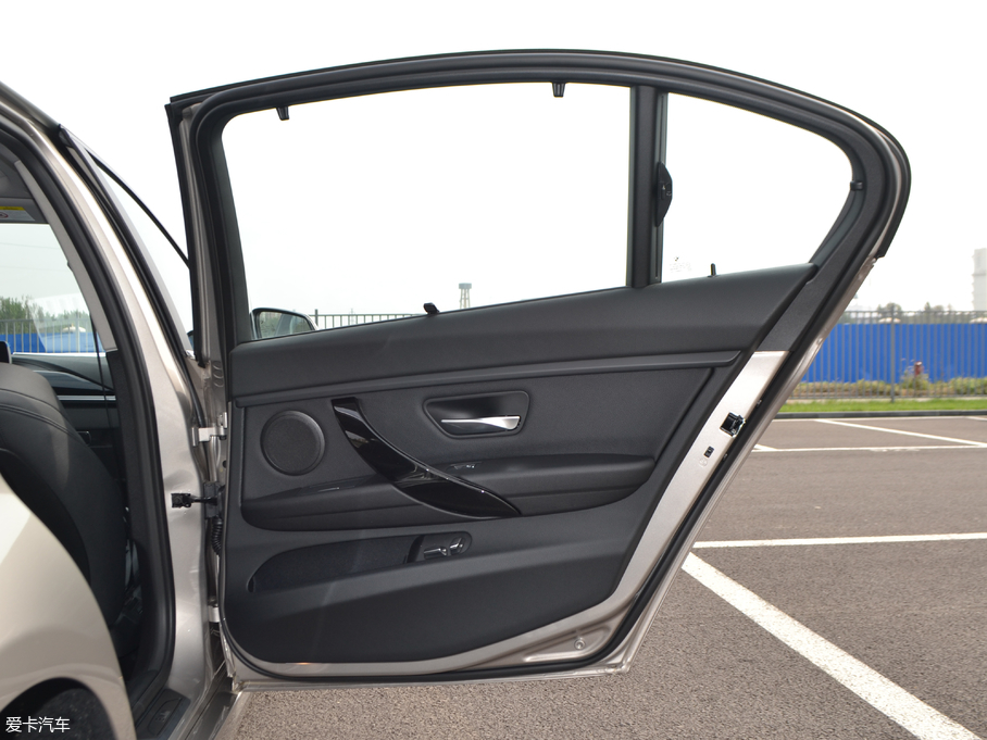 2018��R3ϵ 320Li �r����