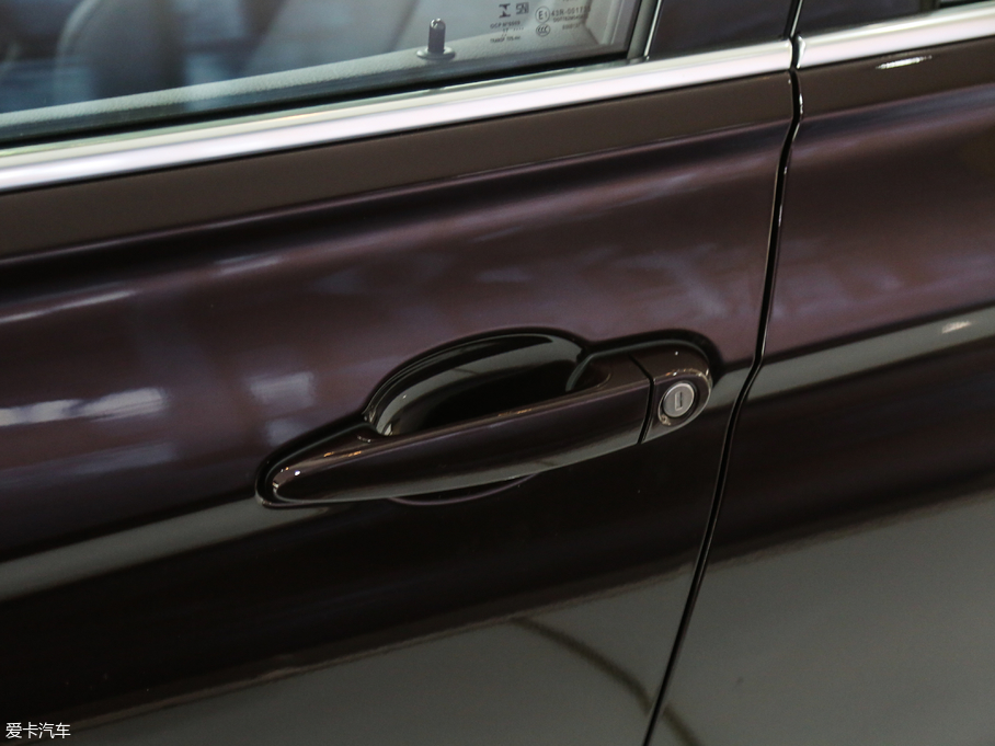 2018R3ϵ 320Li IͺAb