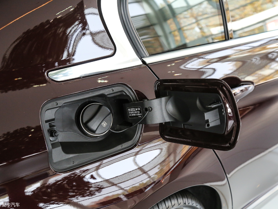 2018R3ϵ 320Li IͺAb