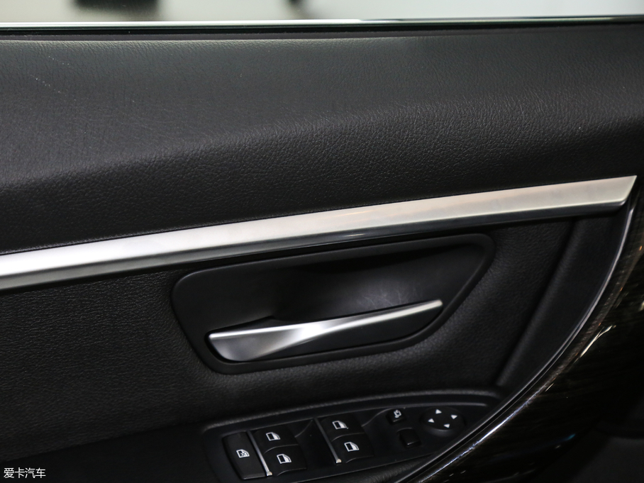 2018R3ϵ 320Li IͺAb