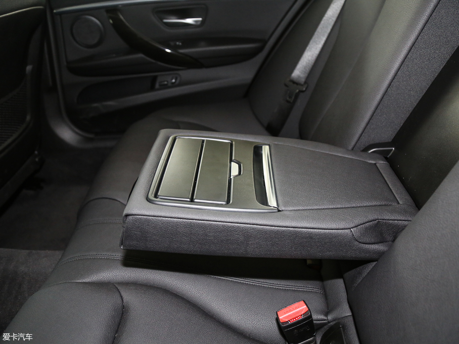 2018R3ϵ 320Li IͺAb