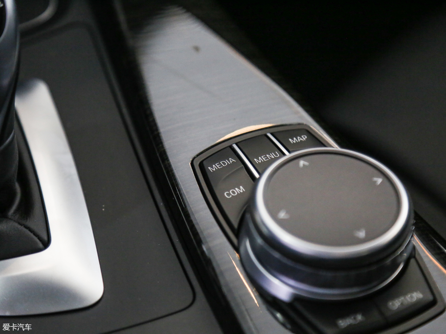 2018R3ϵ 320Li IͺAb