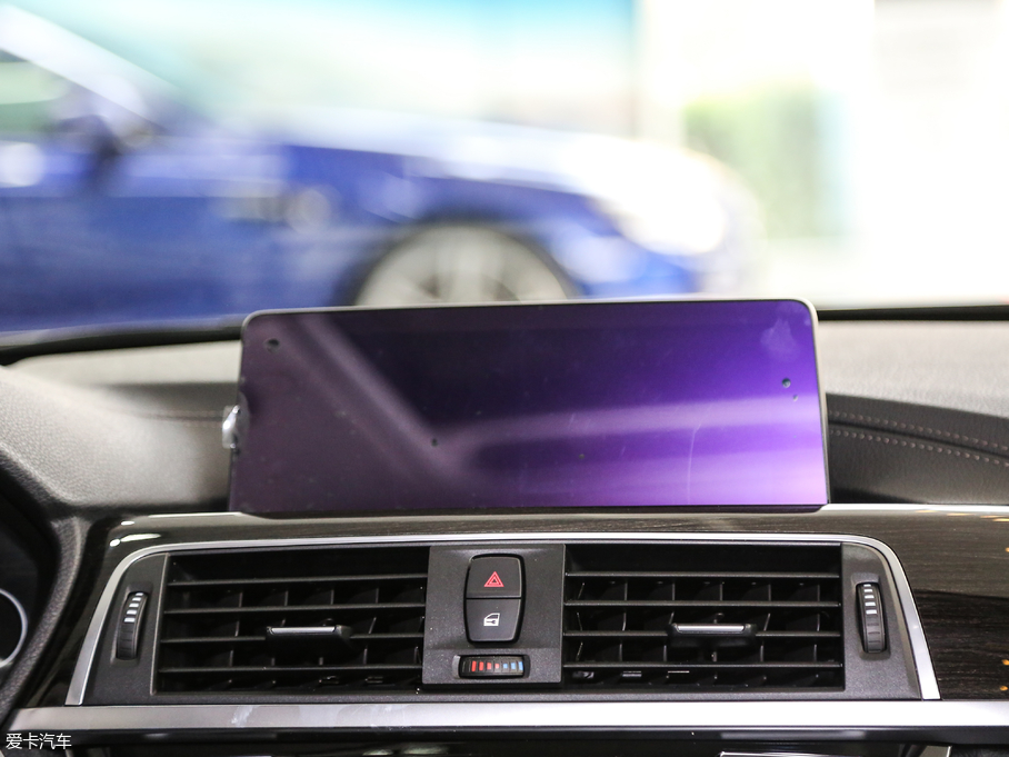 2018R3ϵ 320Li IͺAb