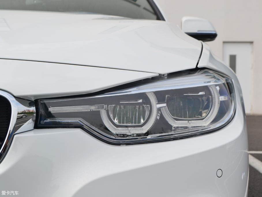20183ϵ 320i M˶װ