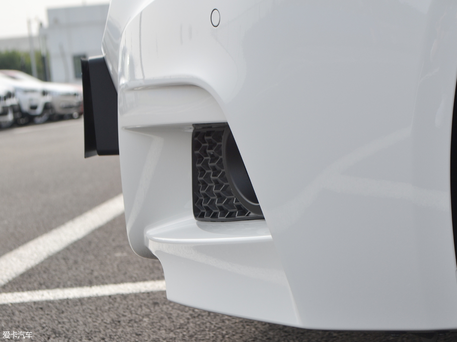 2018R3ϵ 320i M\b