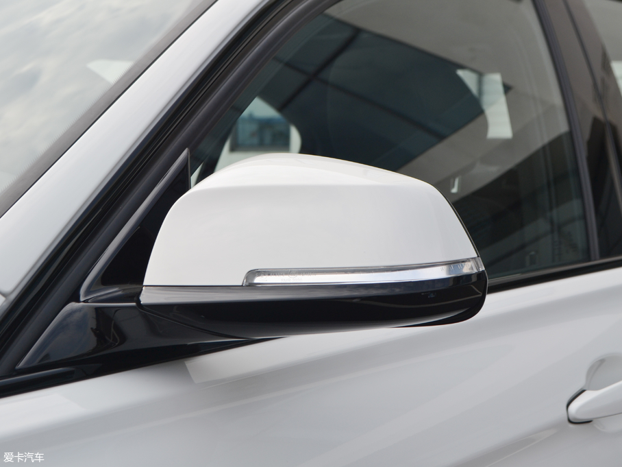 2018R3ϵ 320i M\b