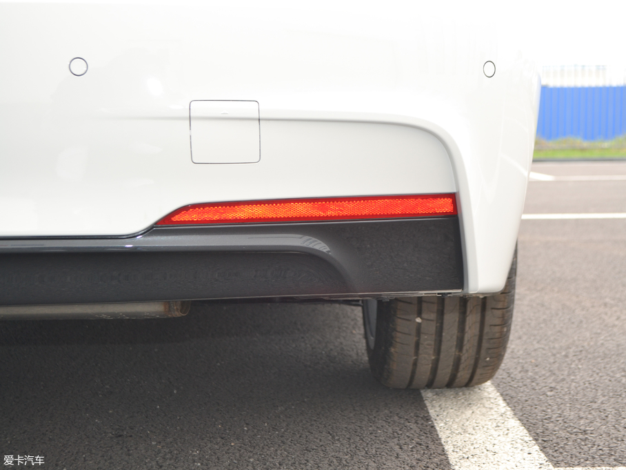 2018R3ϵ 320i M\b