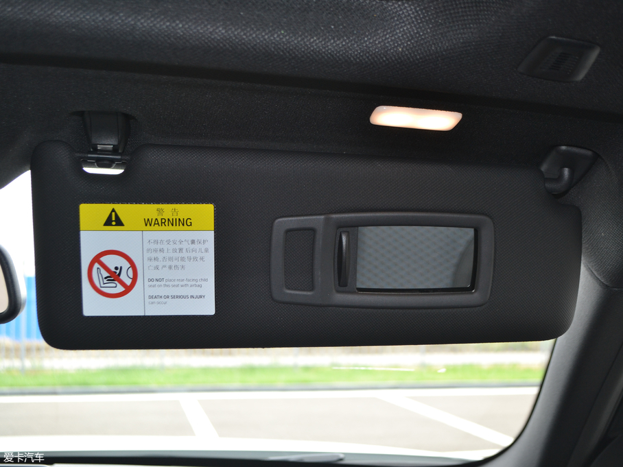 2018R3ϵ 320i M\b