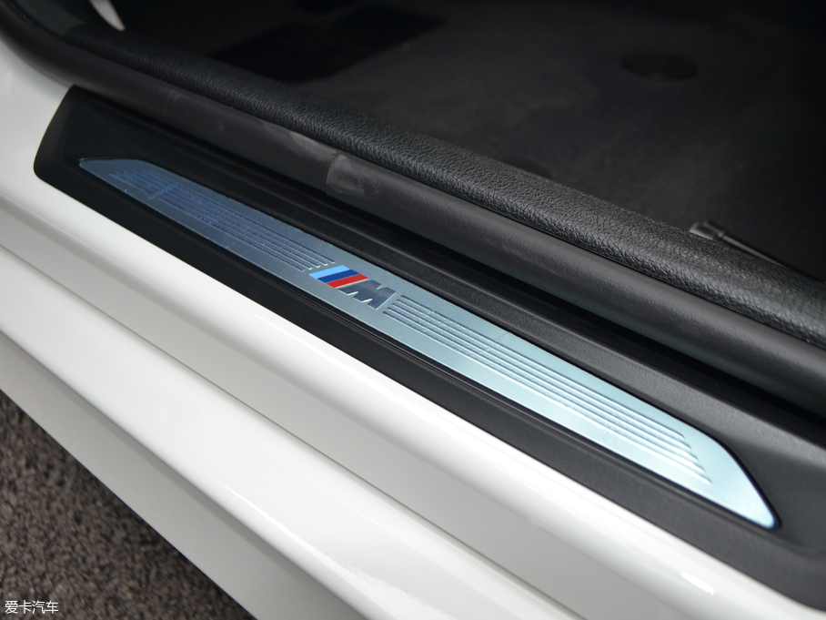 2018R3ϵ 320i M\b