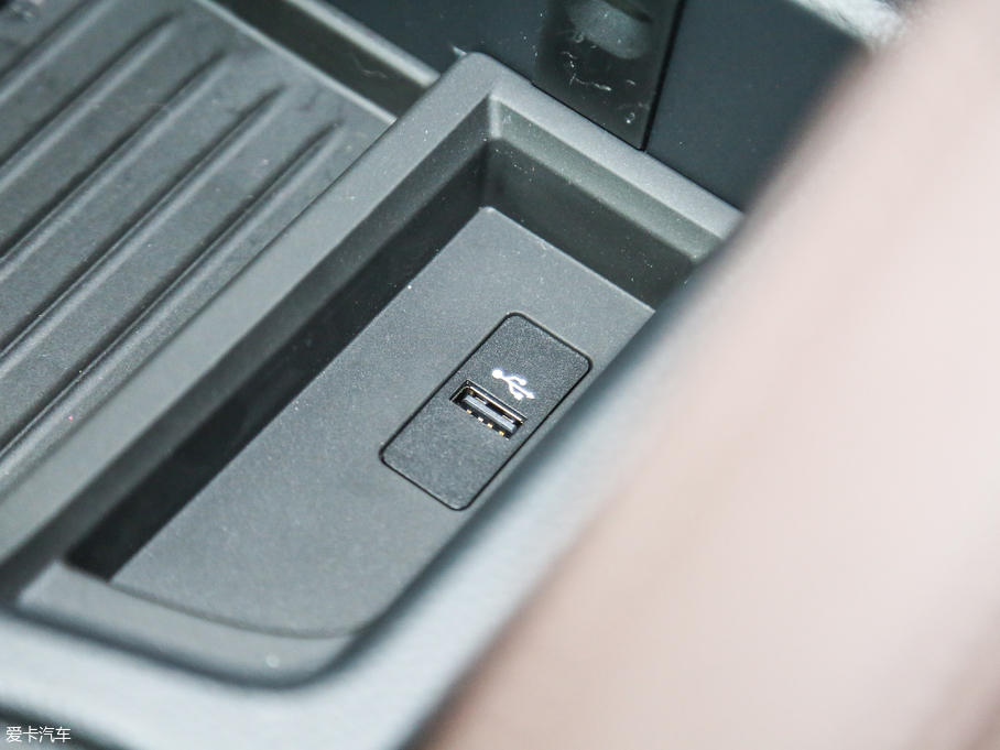 2018R3ϵ 320Li xDriver