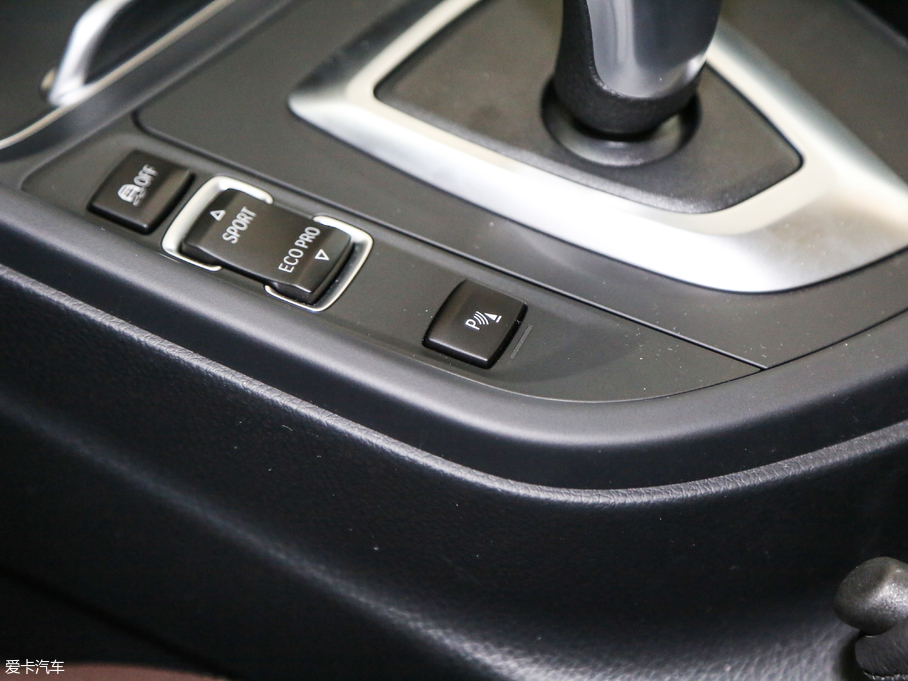 2018��R3ϵ 320Li xDrive�r����