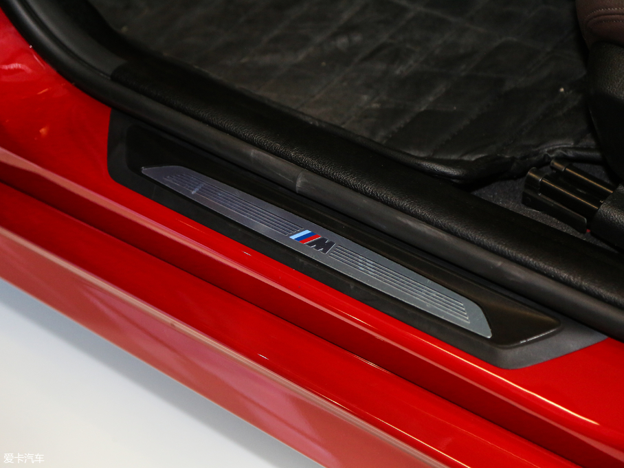 2018��R3ϵ 320Li M�\����ҹ��