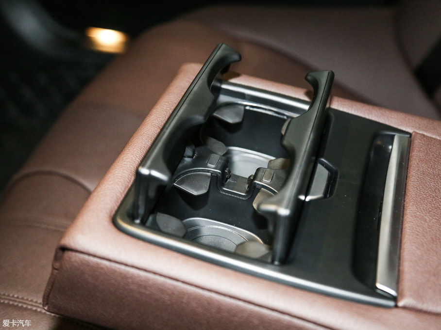 2018R3ϵ 320Li M\ҹ