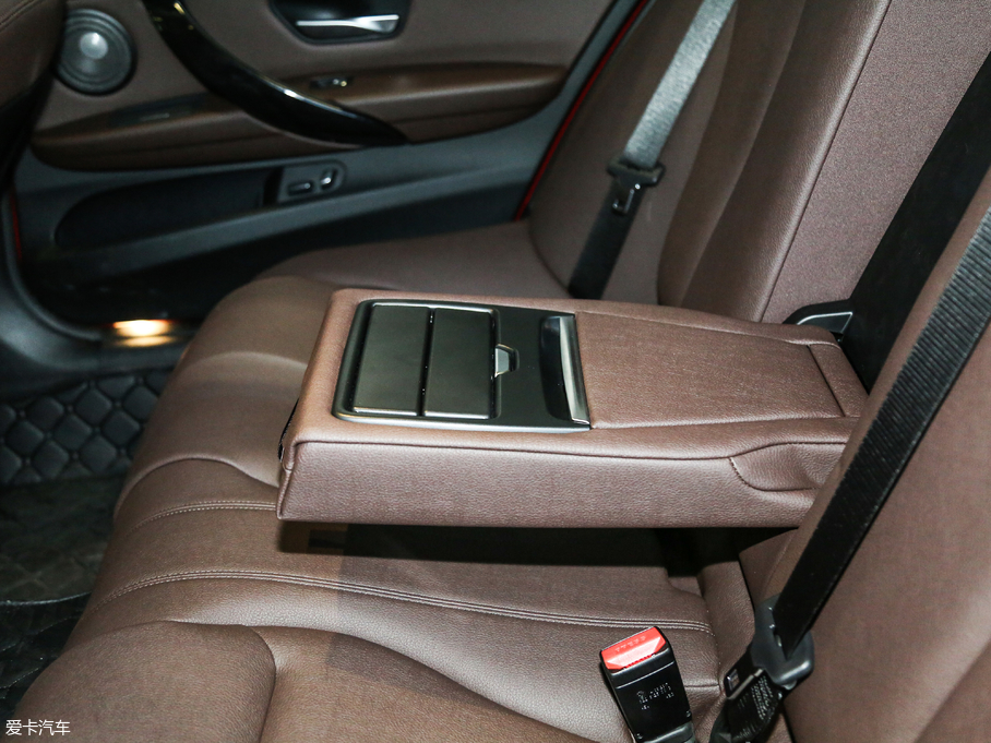 2018��R3ϵ 320Li M�\����ҹ��