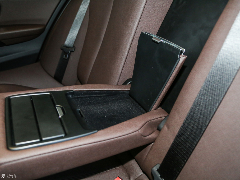 2018��R3ϵ 320Li M�\����ҹ��