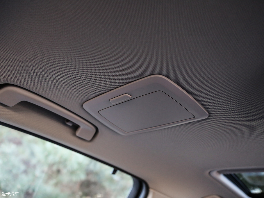 2018��R3ϵ 320Li M�\����ҹ��