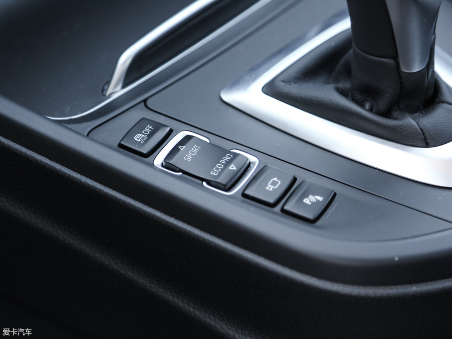 2018��R3ϵ 320Li M�\(y��n)��(d��ng)��ҹ��