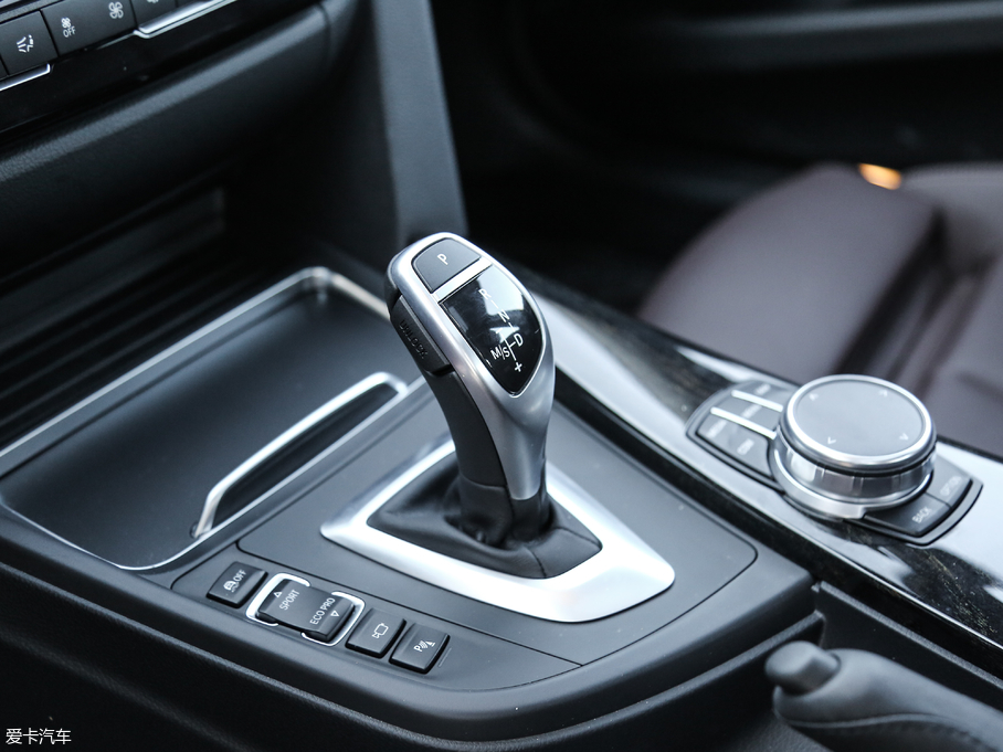 2018��R3ϵ 320Li M�\����ҹ��