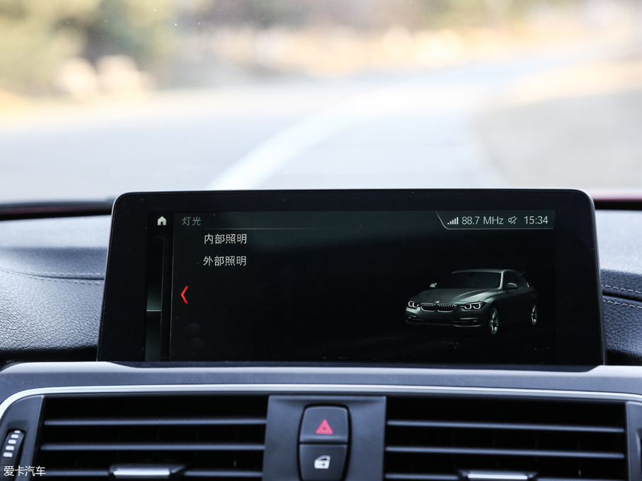 2018��R3ϵ 320Li M�\����ҹ��