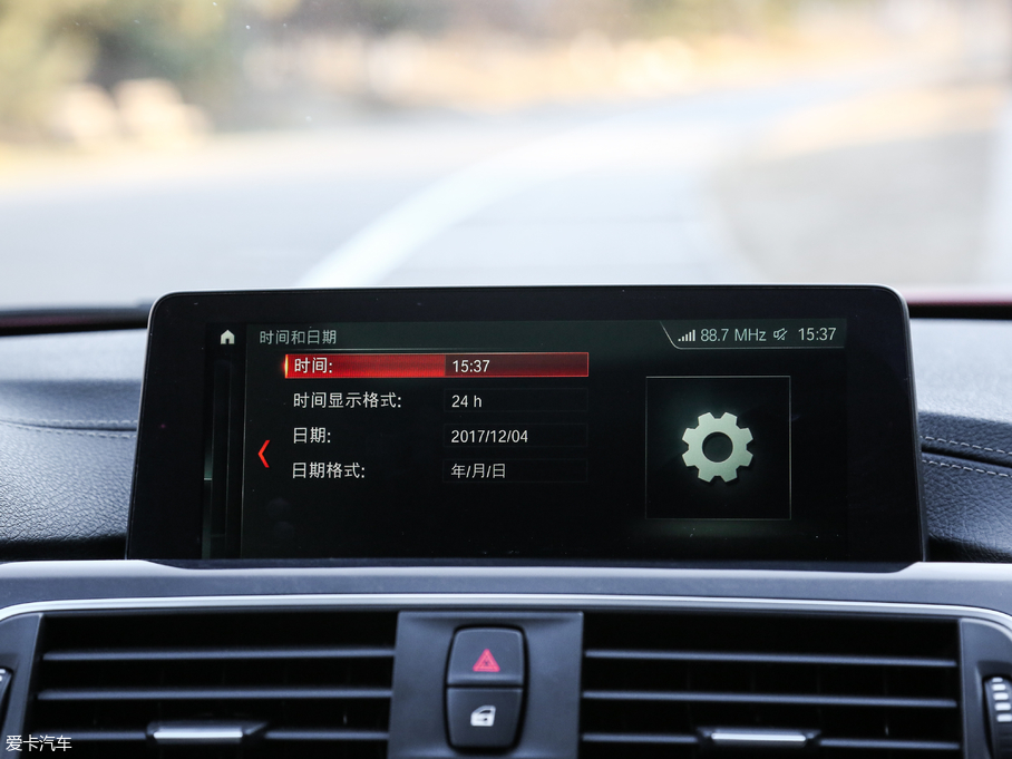 2018��R3ϵ 320Li M�\����ҹ��