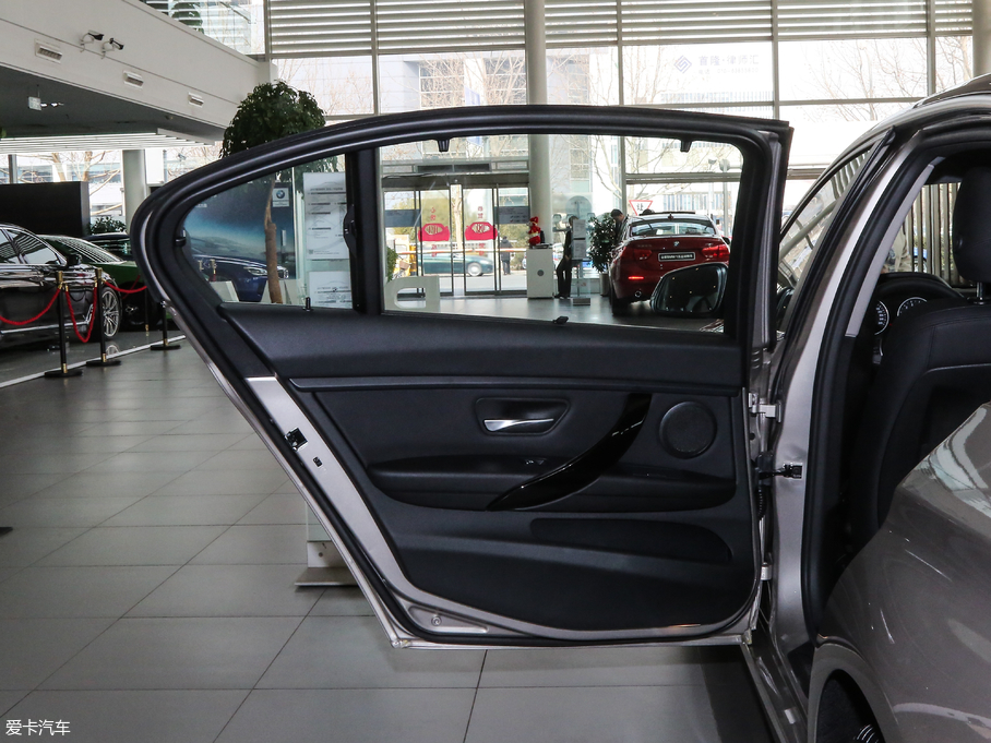 2018��R3ϵ 320Li xDrive�r����