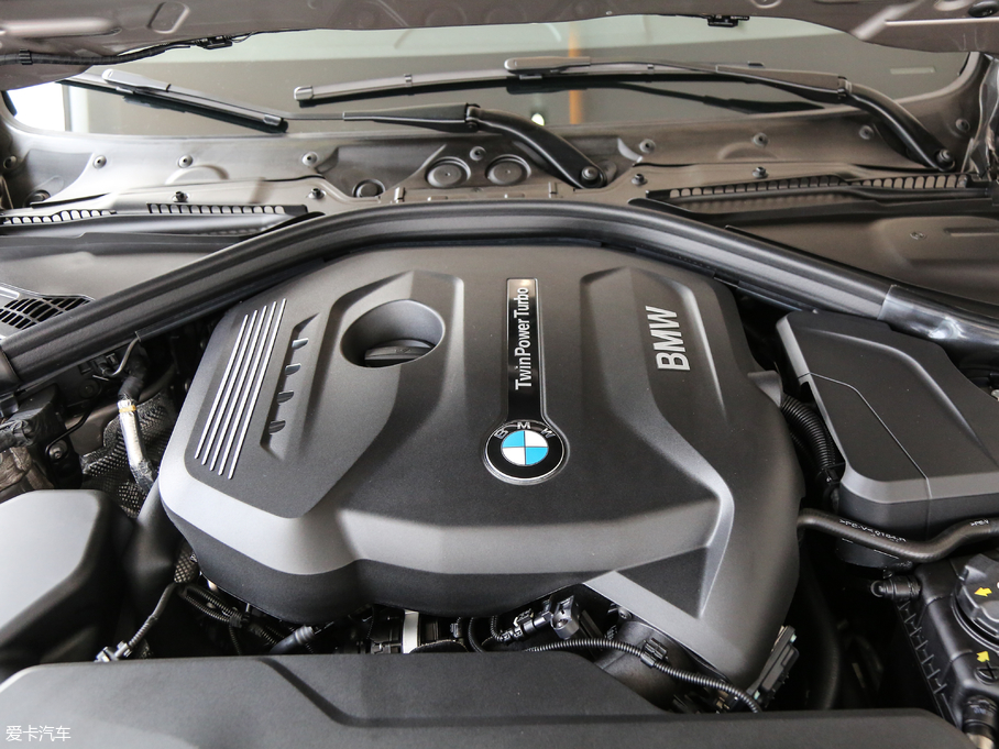 2018��R3ϵ 320Li xDrive�r����