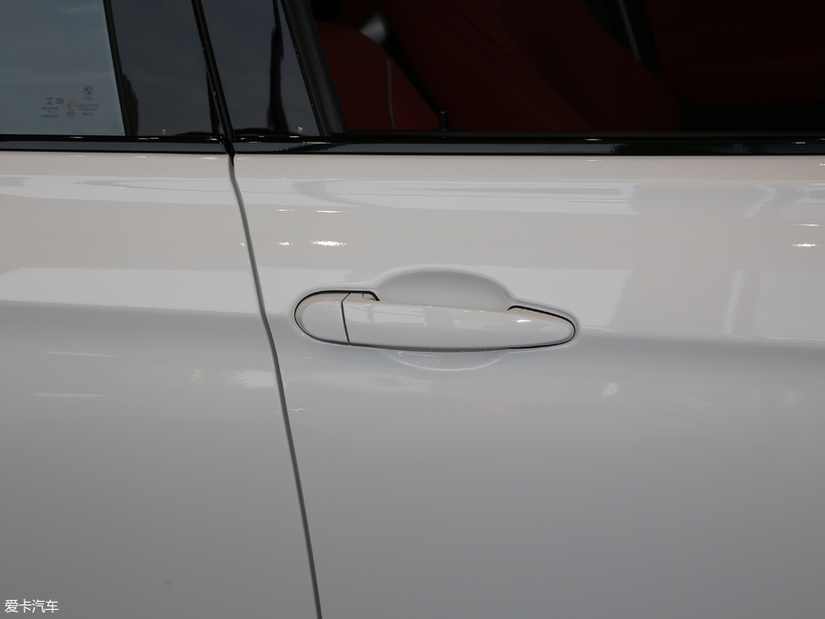 2018��R3ϵ 330i M�\(y��n)��(d��ng)��ҹ��