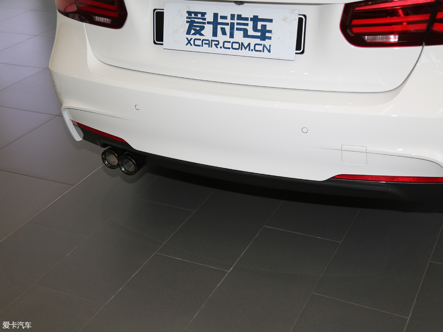 2018��R3ϵ 330i M�\����ҹ��