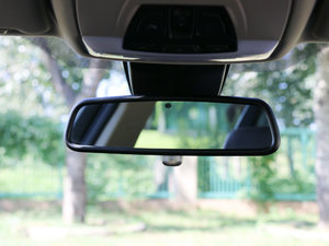 2018330Li M\(yn)(dng)ҹ ܇(ni)ҕR